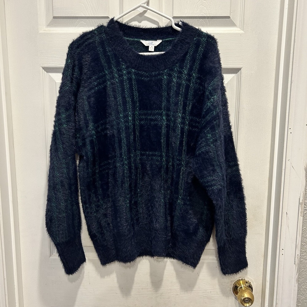 Time and Tru Womens Navy Blue Green Plaid Fuzzy Eyelash Knit Sweater Size M 8-10